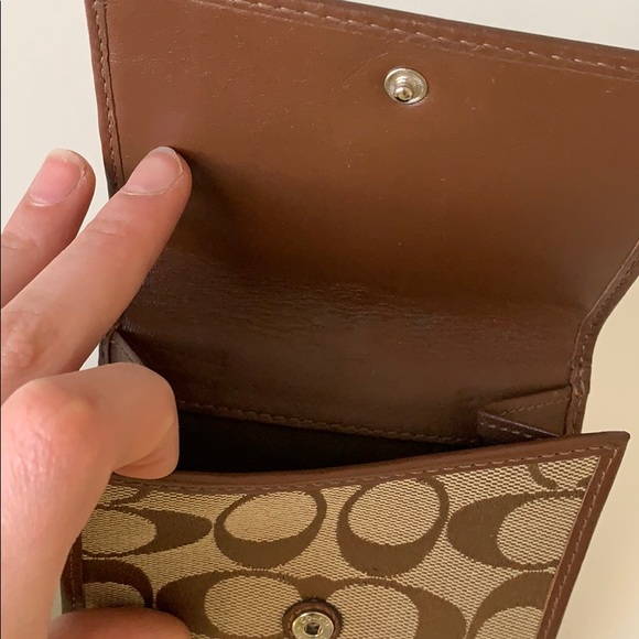 👝Mini Authentic Coach Monogrammed Wallet👝 - Picture 2 of 8
